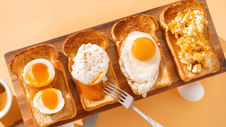 Different styles of egg toast