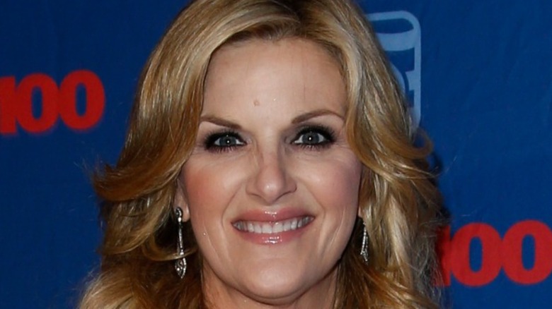 Close up of Trisha Yearwood