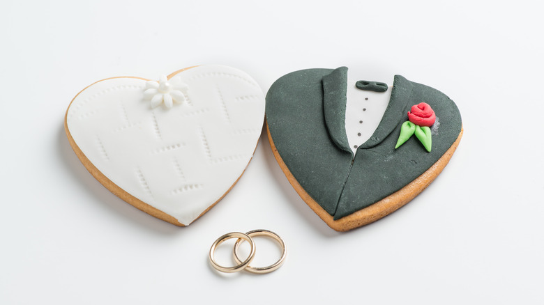 engagement cookies with wedding rings