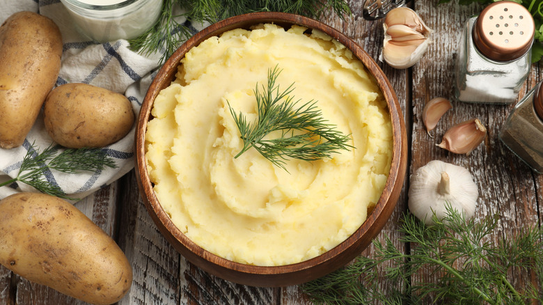 Creamy and smooth mashed potatoes