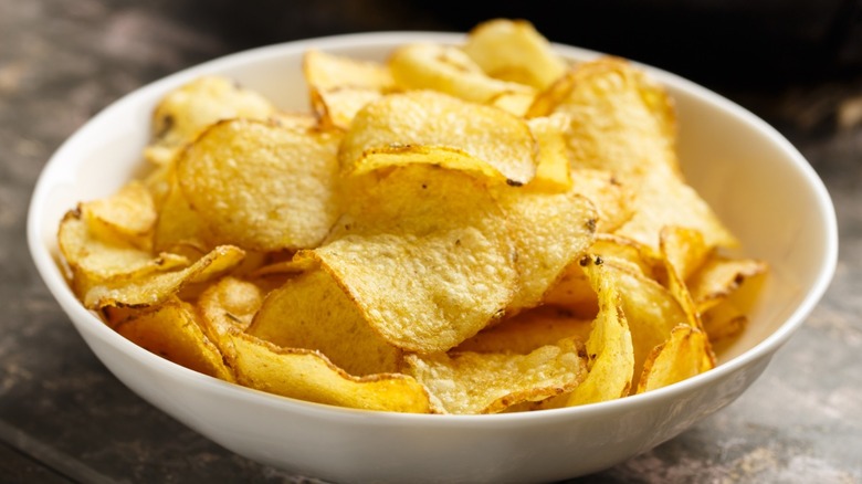 Bowl of potato crisps