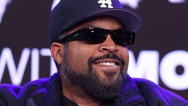 rapper Ice Cube smiling