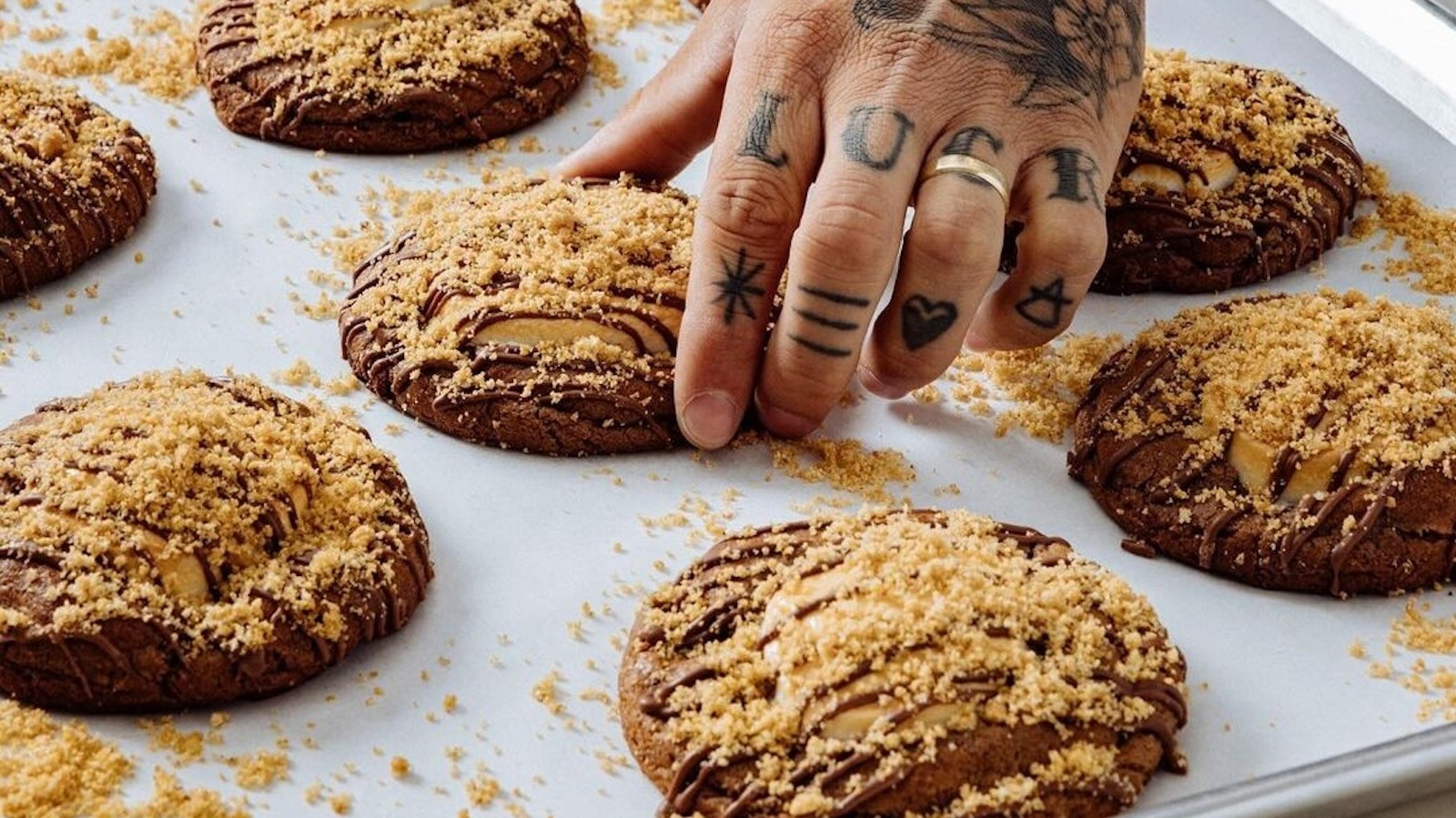 The Festive Origin Of Last Crumb Cookies