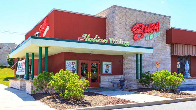 Exterior of a Buca di Beppo location