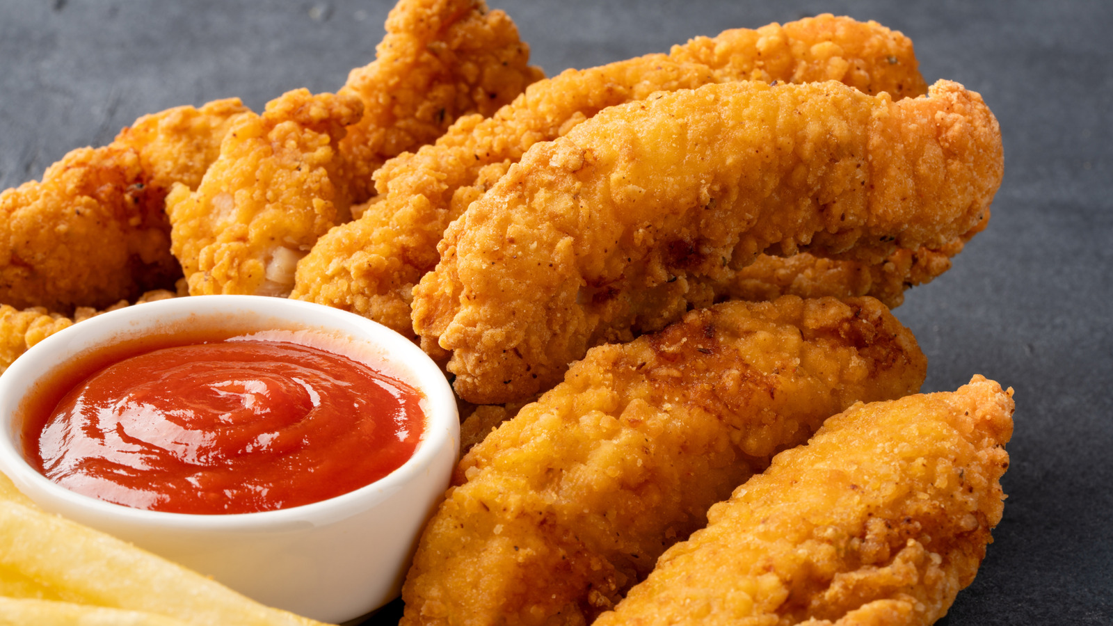 <a href="https://www.mashed.com/2268832/ice-cream-chain-sells-high-quality-chicken-tenders/" target="_blank">The Frozen Treat Chain That Sells High-Quality Chicken Tenders</a>