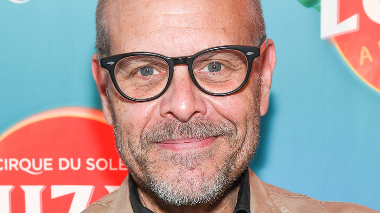 Alton Brown close-up