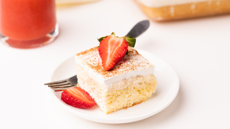 strawberry tres leches cake