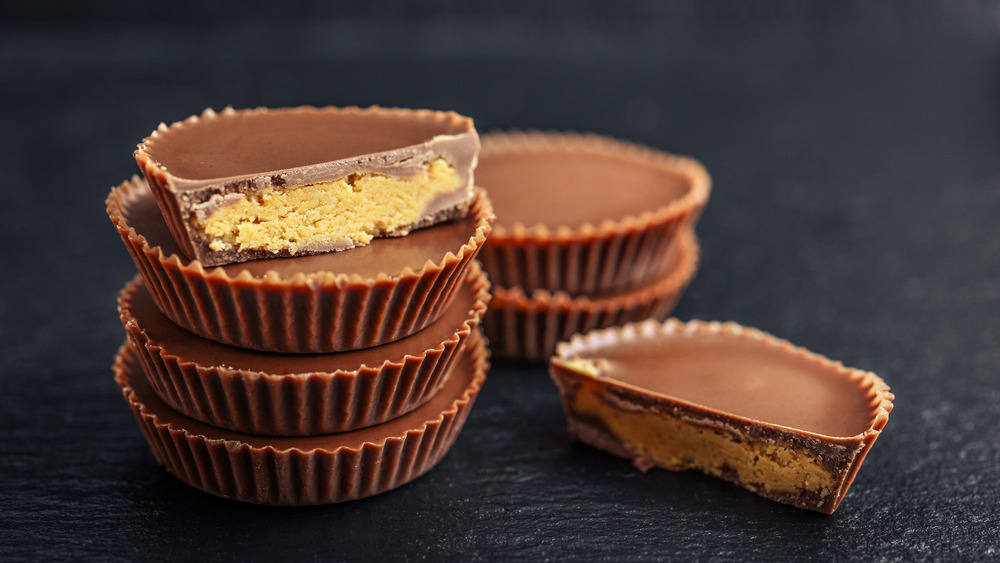 Peanut butter cups