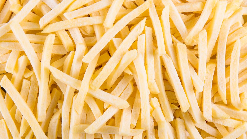 https://www.mashed.com/img/gallery/the-game-changing-trick-that-makes-frozen-french-fries-better/intro-1596486650.jpg