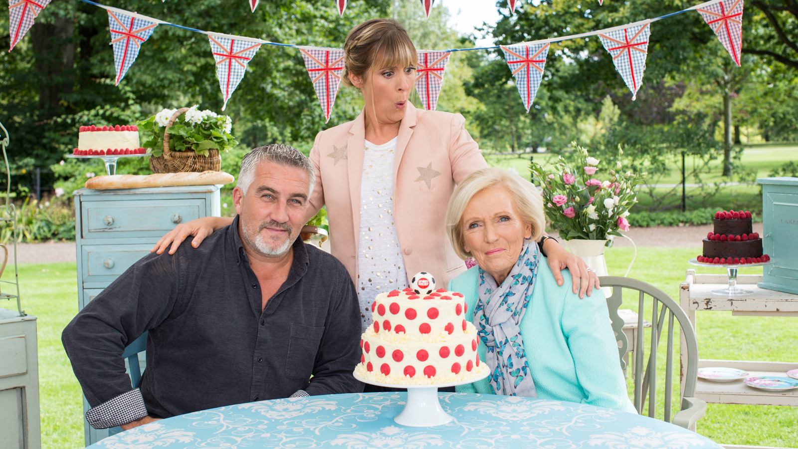 The Great British Baking Show Cake Fans Thought Deserved A Handshake