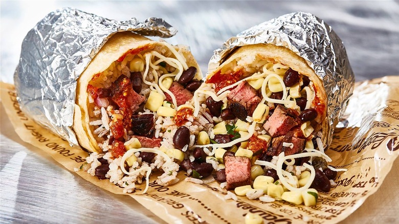 Chipotle steak burrito