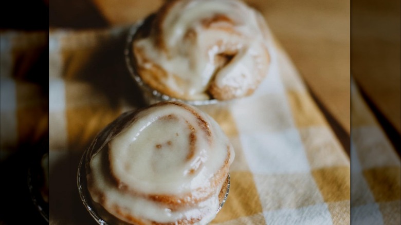 Two Weathered Oak Farms cinnamon rolls