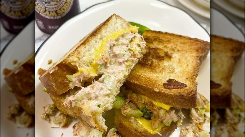 grilled tuna melt with cheese on plate