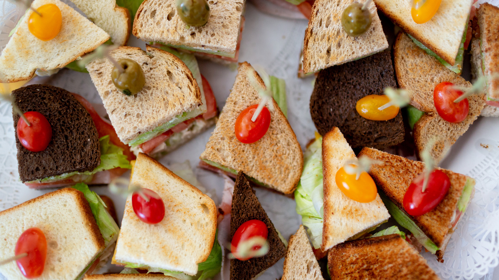 The Healthiest And Unhealthiest Toppings For Your Deli Sandwich