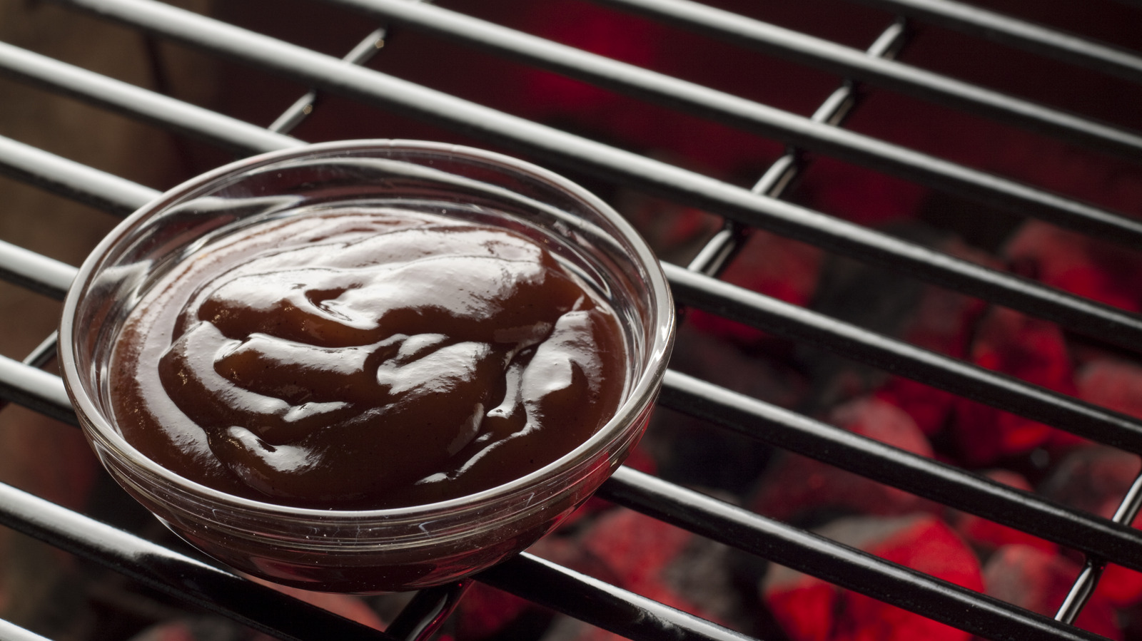 The Hearty Ingredient That Makes Store-Bought BBQ Sauce Restaurant Quality
