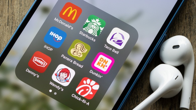 The Hidden Pitfalls Of Ordering Off A Fast Food Chain's App