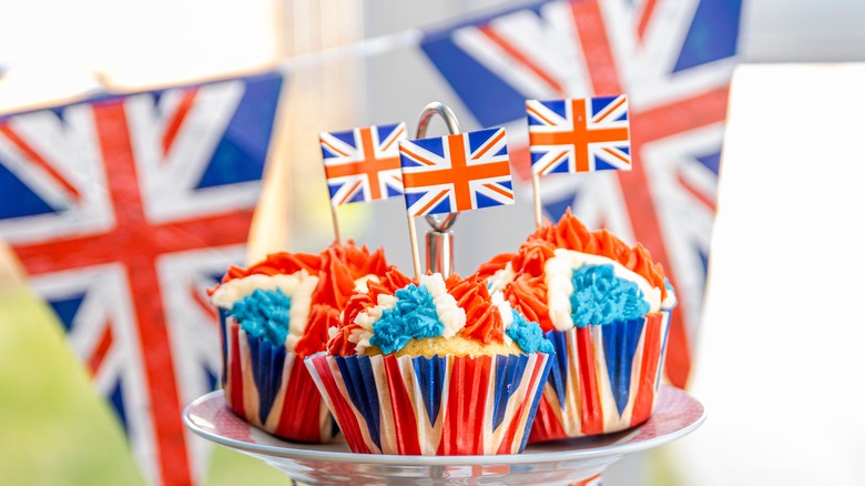 Union Jack cupcakes