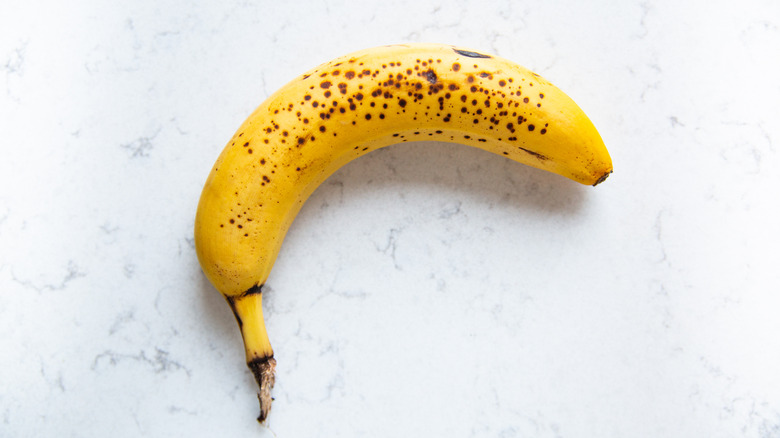 Single banana