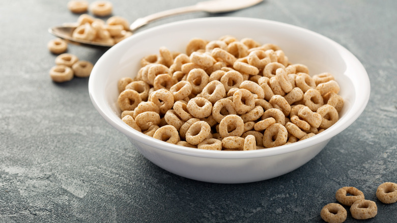 Bowl of cheerios 
