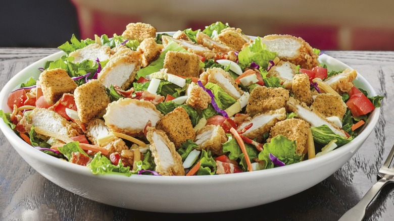 Red Robin salad