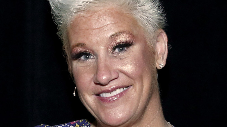  Anne Burrell close-up