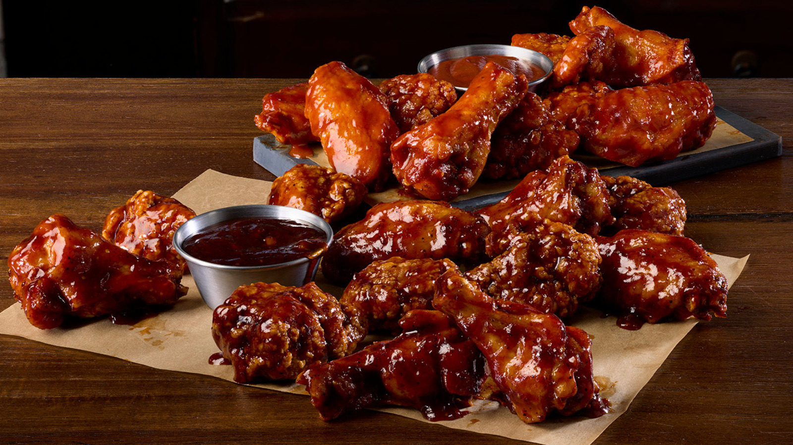 The Ingredient That Gives Fried Food At Buffalo Wild Wings A Distinctive Flavor