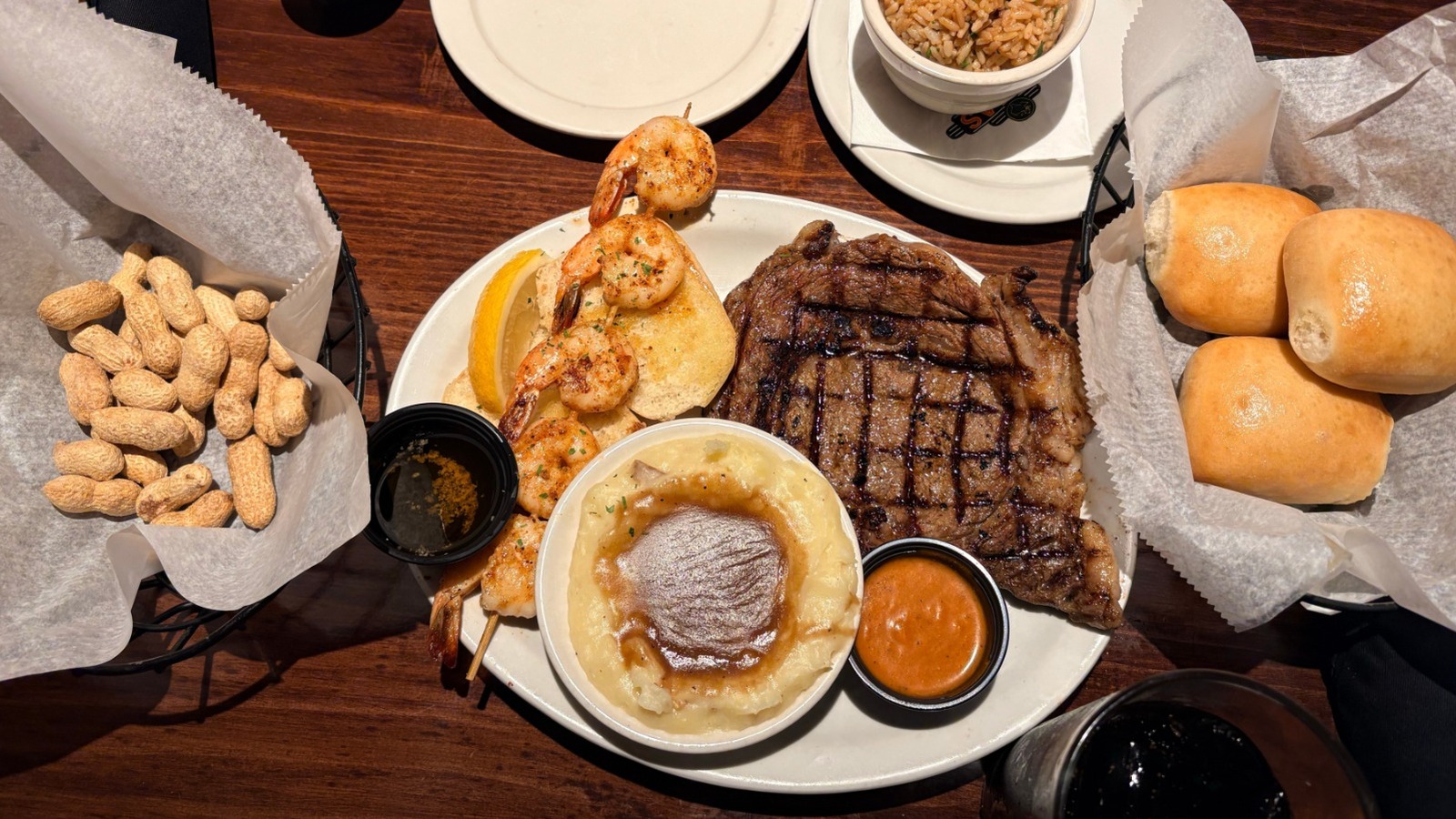 The Least Busy Time To Eat At Texas Roadhouse