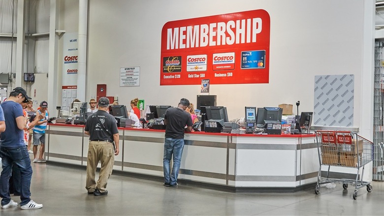 costco membership desk with line