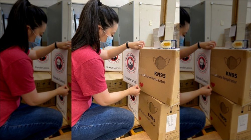 Panda Express worker helping during the pandemic
