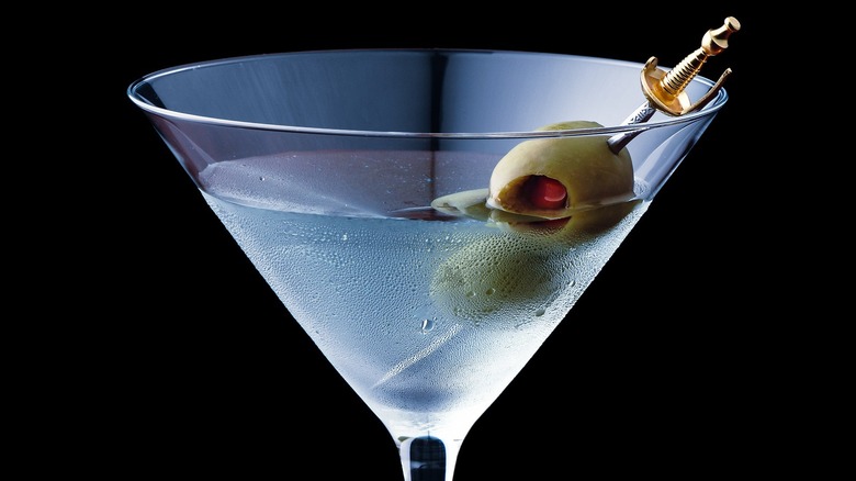 A martini with olives