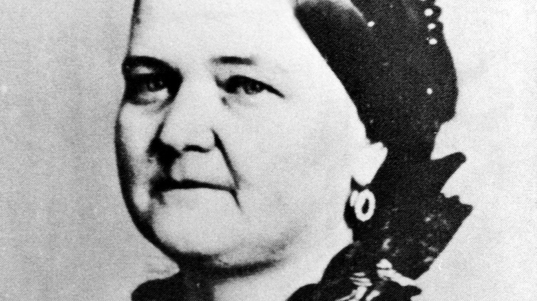 Mary Todd Lincoln wearing snood