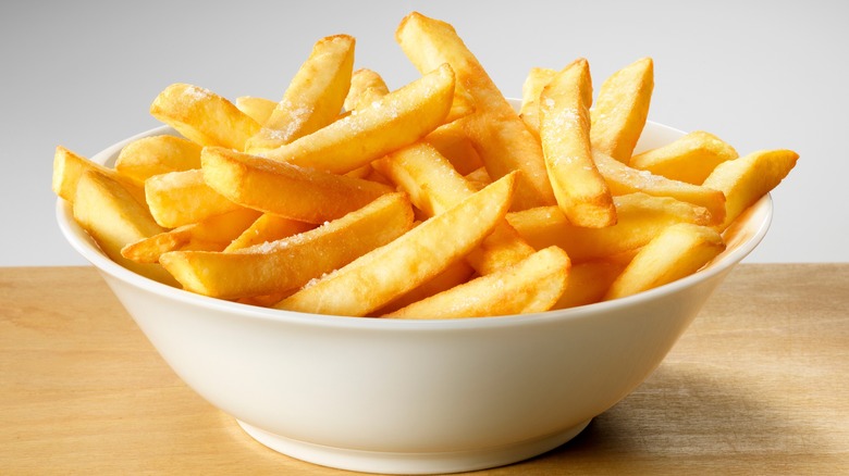 Bowl of french fries