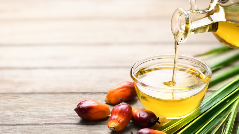 Palm oil and palm nuts