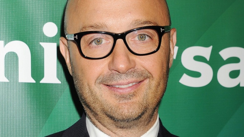 Joe Bastianich wears black-rimmed glasses