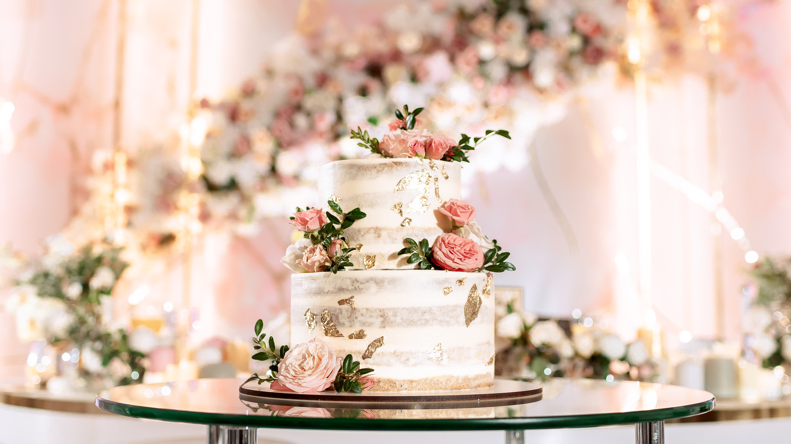 12 Royal Wedding Cakes That Will Make Your Jaw Drop