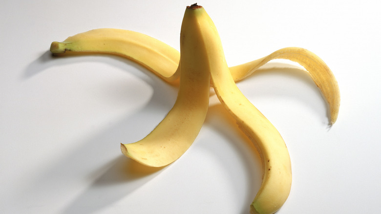 banana peel upside down