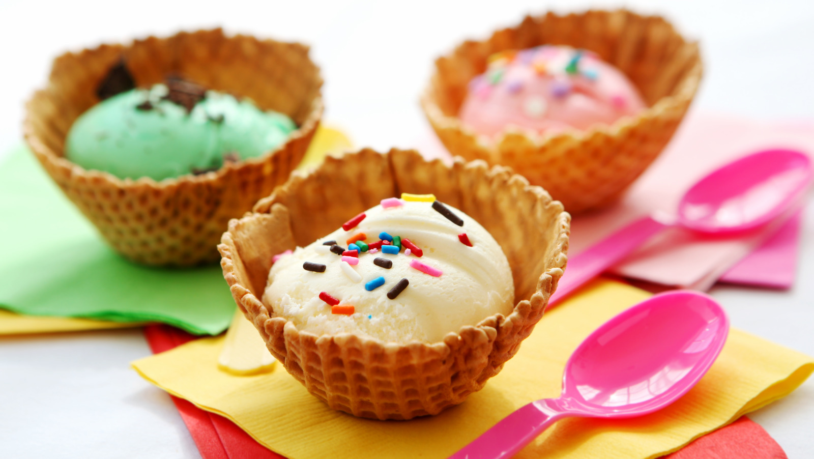 Hack Make Ice Cream Cone Bowls By Draping Cookies Over A Muffin Pan