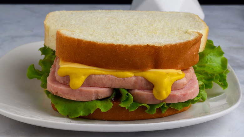 Sliced canned luncheon meat sandwich