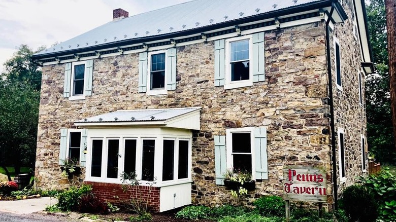 Exterior of Penn's Tavern