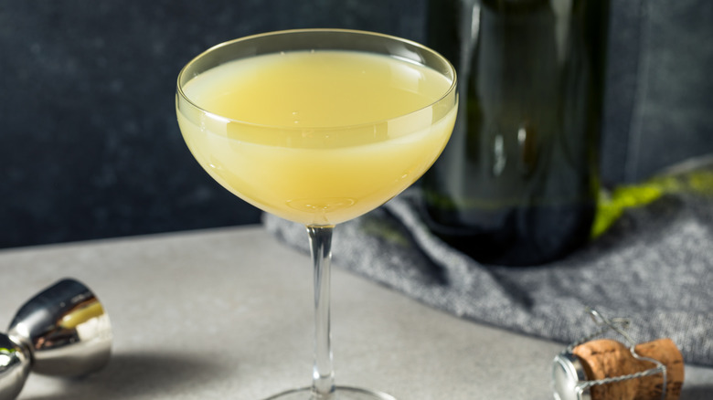 Death in the Afternoon cocktail