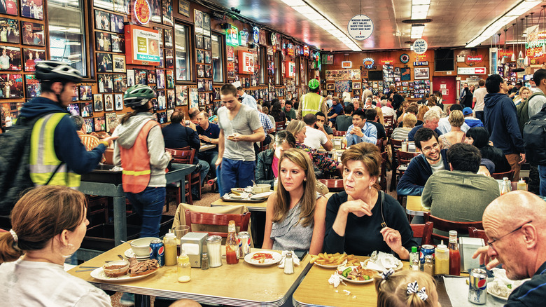 Katz's delicatessen dining room