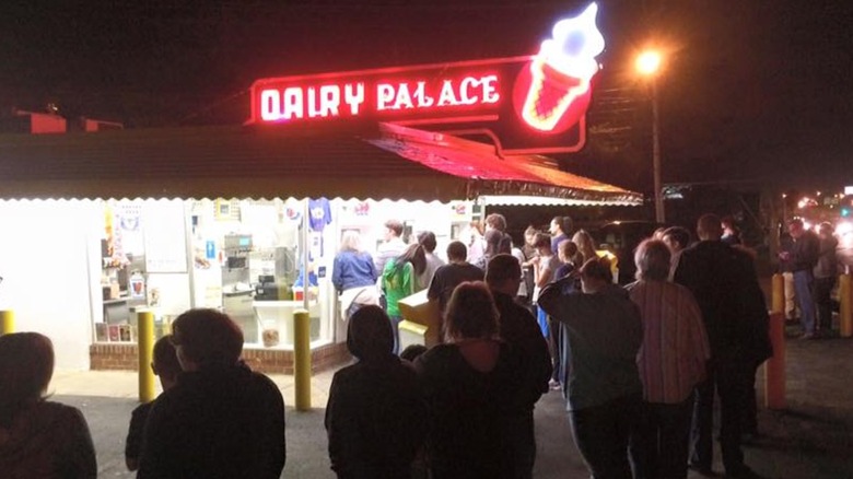 Dairy Palace storefront