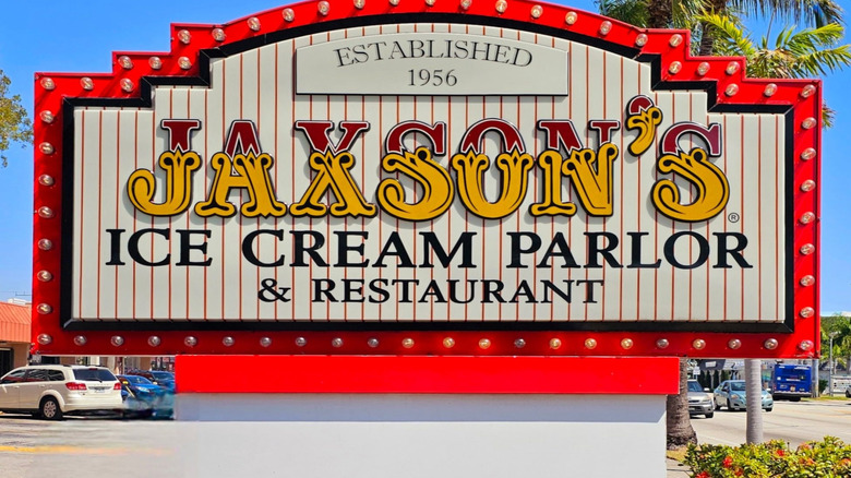 Jaxson's store sign