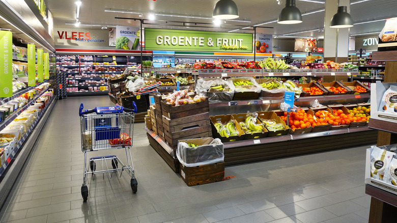 Aldi interior