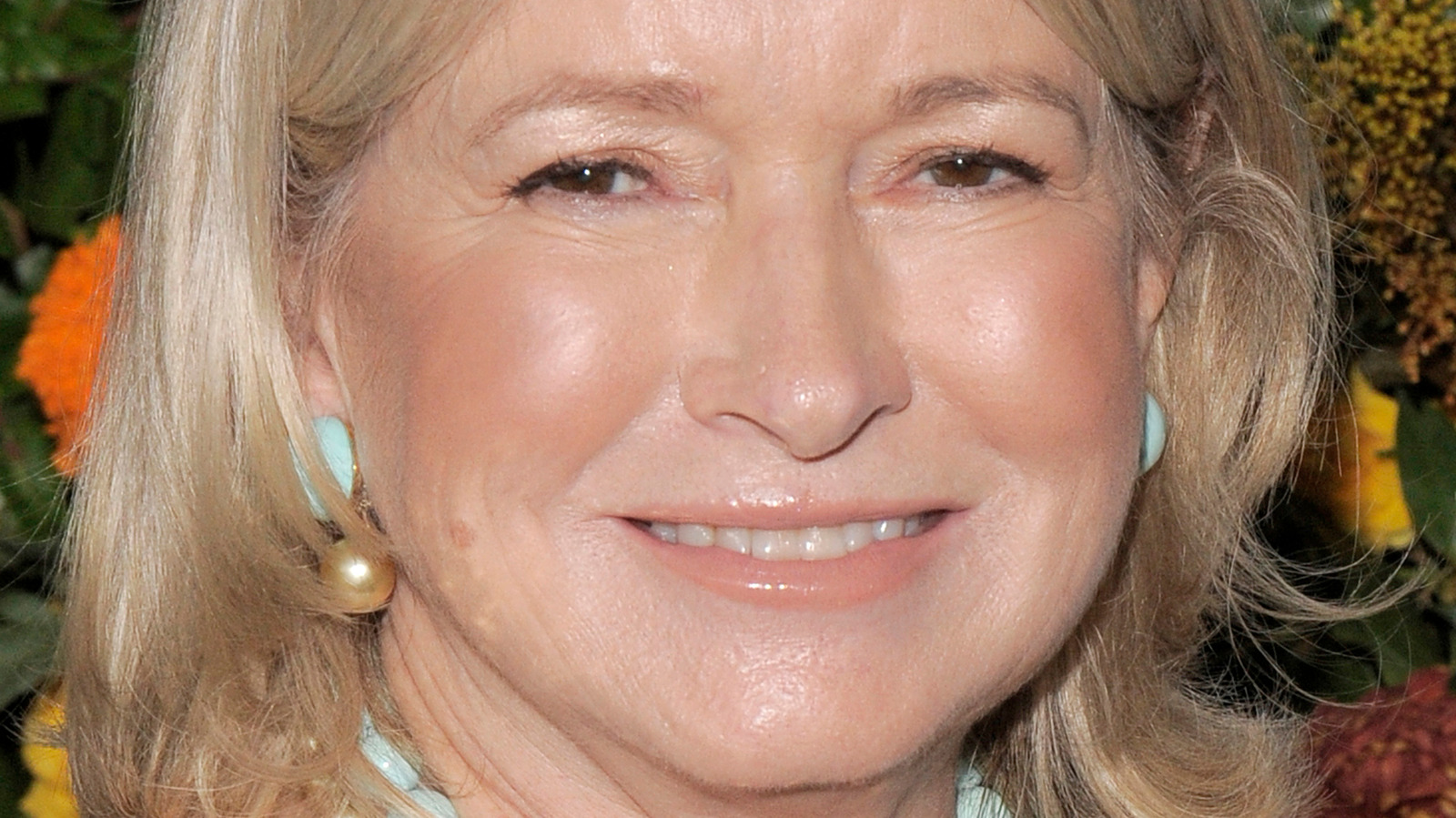 The Pasta Queen Disapproves Of Martha Stewart Throwing Pasta At The Wall
