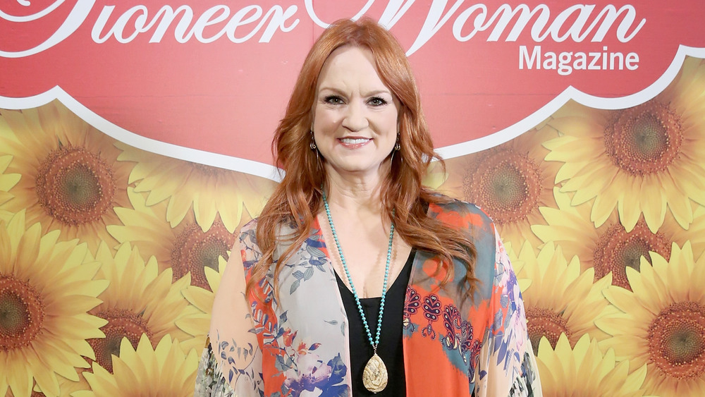 Ree Drummond smiling with necklace