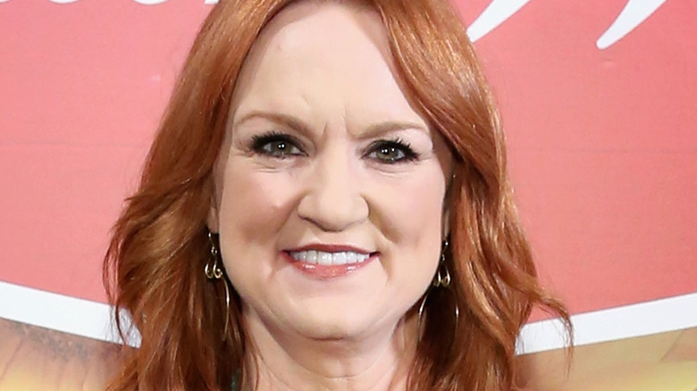 Ree Drummond headshot on red carpet