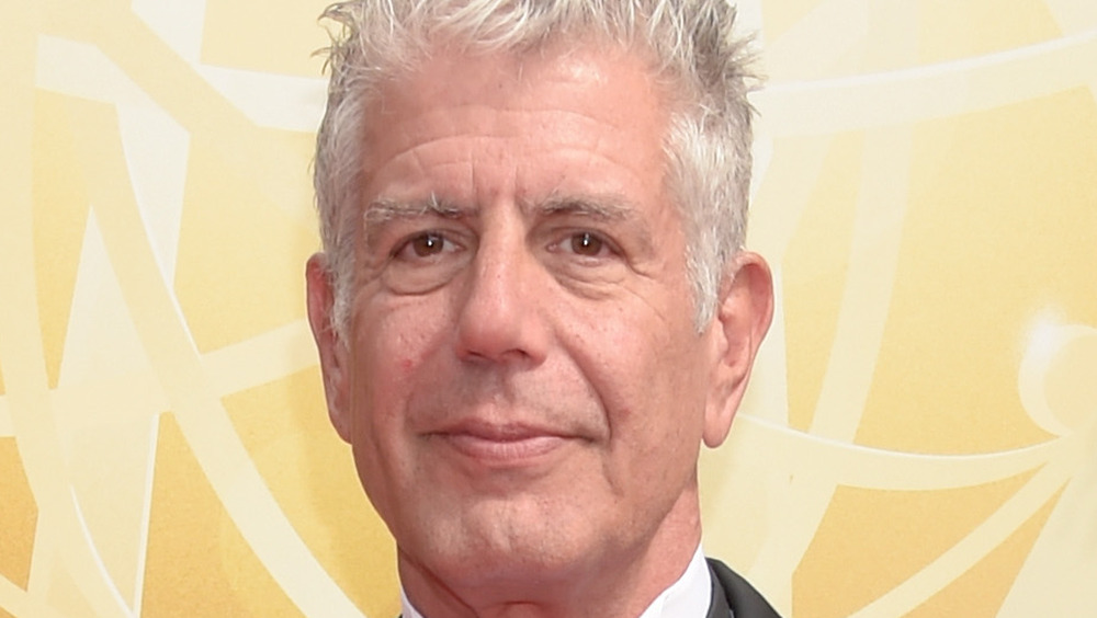 Anthony Bourdain, close-up