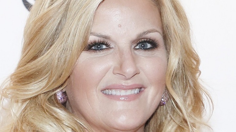 Trisha Yearwood closeup