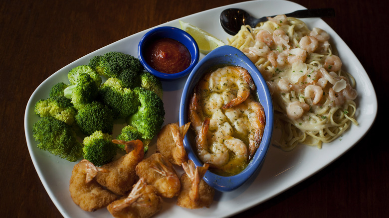 plate of Red Lobster shrimp and pasta